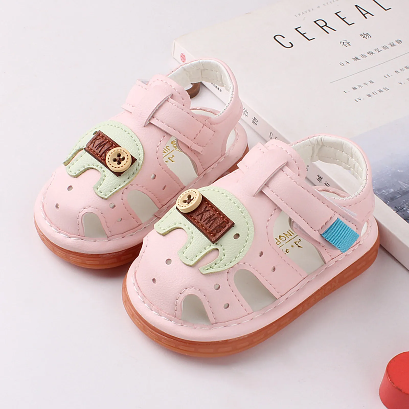 

Soft-Soled Baotou Sandals With Whistle Calling Shoes Infant Baby Shoes Vintage Bandage Roman Shoes Summer Beach Kids Sandals