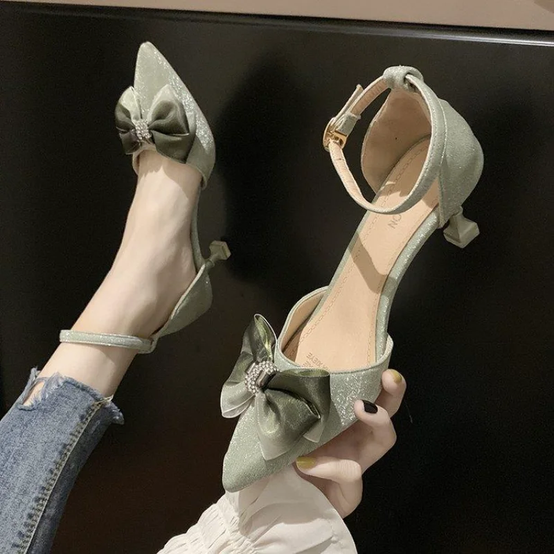 

Ladies Shoes Buckles Footwear Pointed Toe Sandals for Women Stiletto Summer 2023 Thin Heels Bow Green Comfort Luxury Vip Korea F