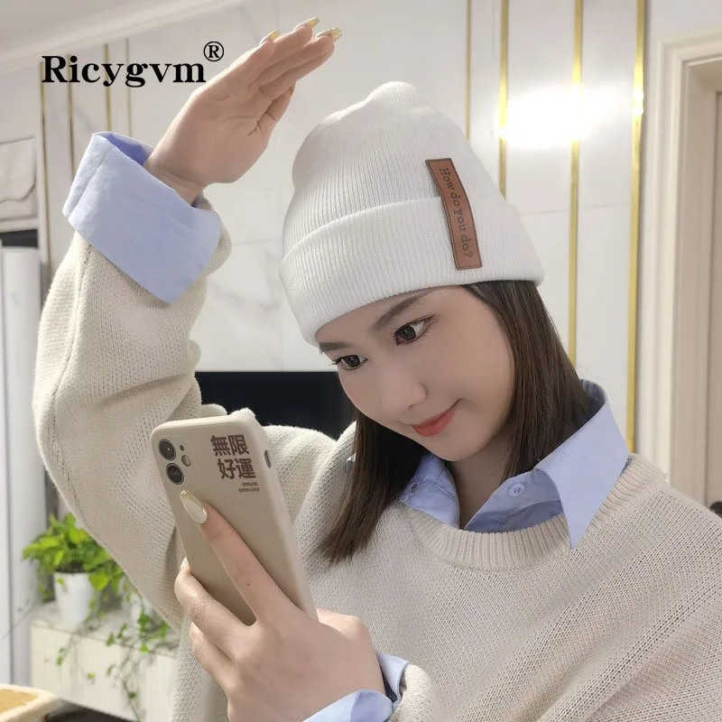 

Женская однотонная Вязаная Шапка-бини, сезон осень-зима, теплые утепленные шапочки в стиле хип-хоп, женские уличные повседневные ветрозащит...