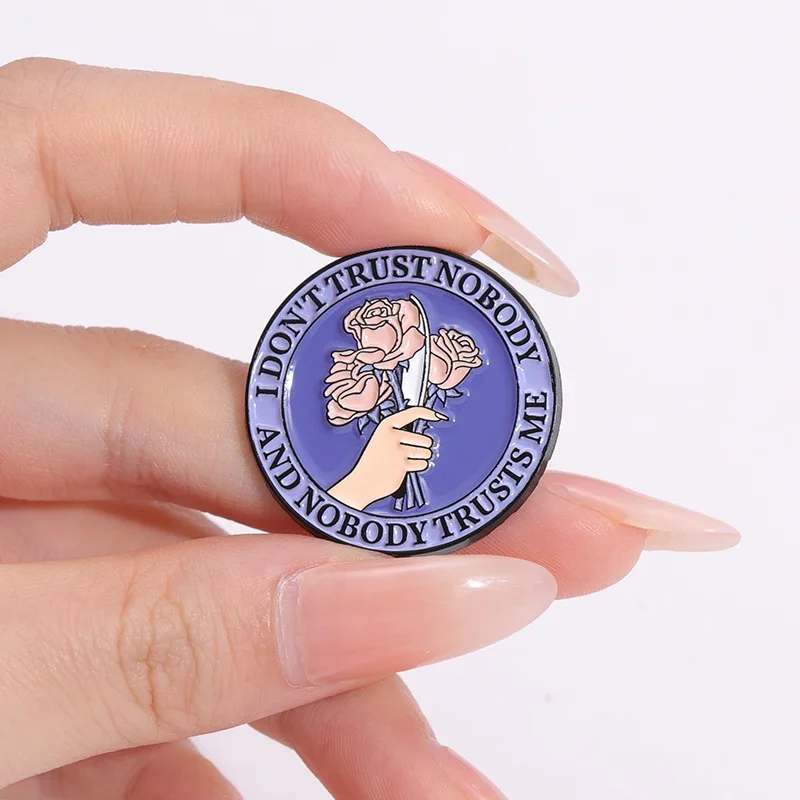 Эмалированные броши вороны XioMara