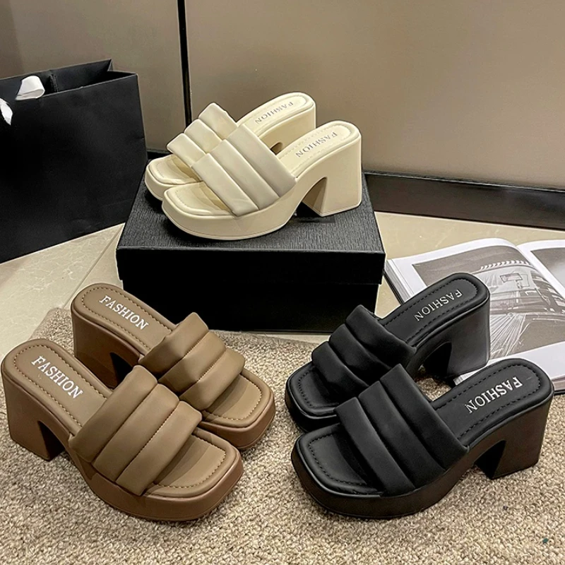 

Шлепанцы женские на массивной платформе, мягкие сандалии из искусственной кожи на высоком каблуке, повседневные пляжные тапочки, для дома, лето 2023