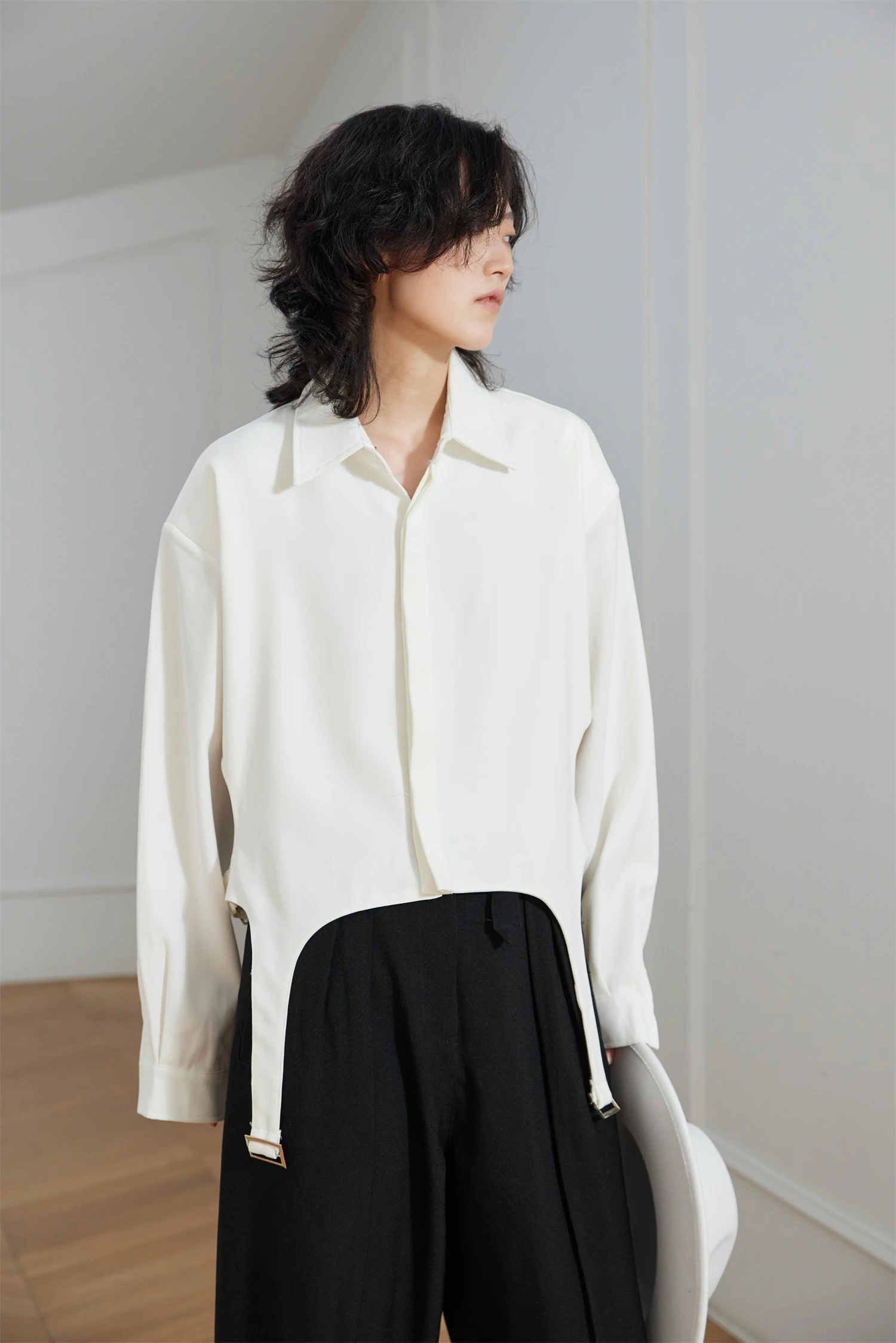 2022 Niche designer black New Chinese shoulder pads with short long sleeve shirt jacket
