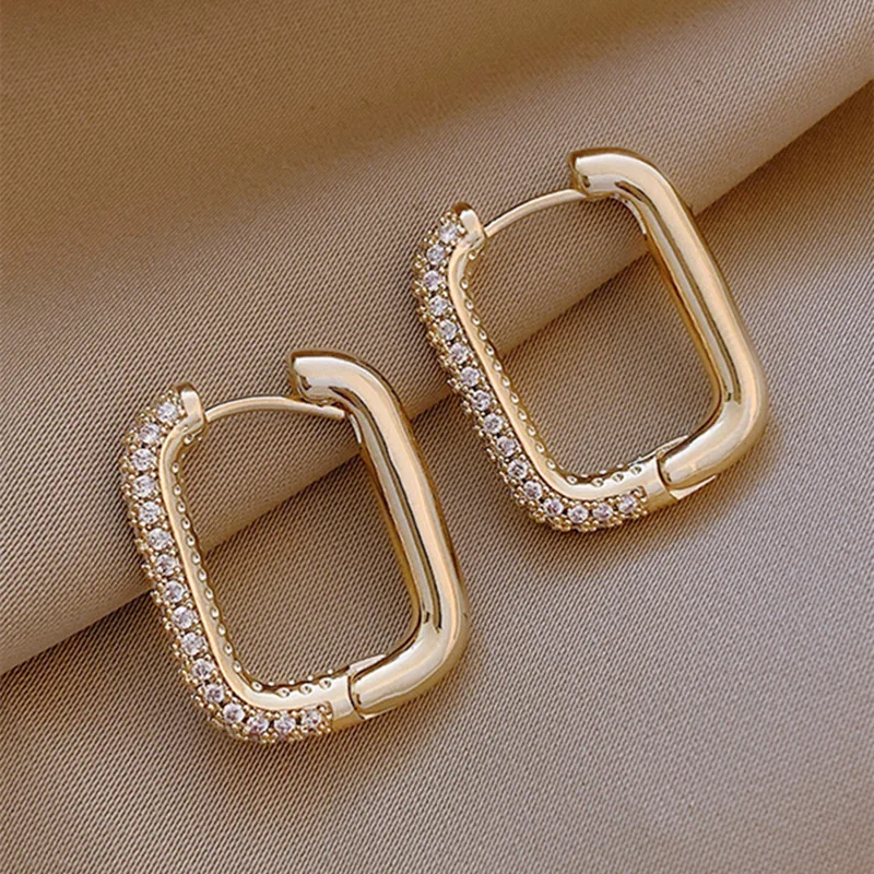 

2022 New gold rhinestone square earrings, stylish Korean style OL earrings, suitable for women and girls jewelry gifts