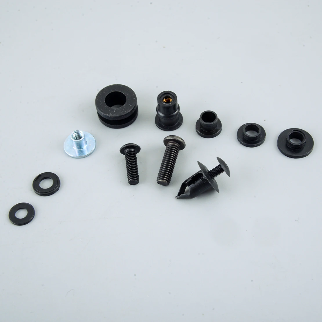 

Motorcycle Accessories Left Right Front Rear Complete Fairing Bolts Screw Nut Kit Fit for Suzuki GSXR600 GSXR750 2001 2002 2003