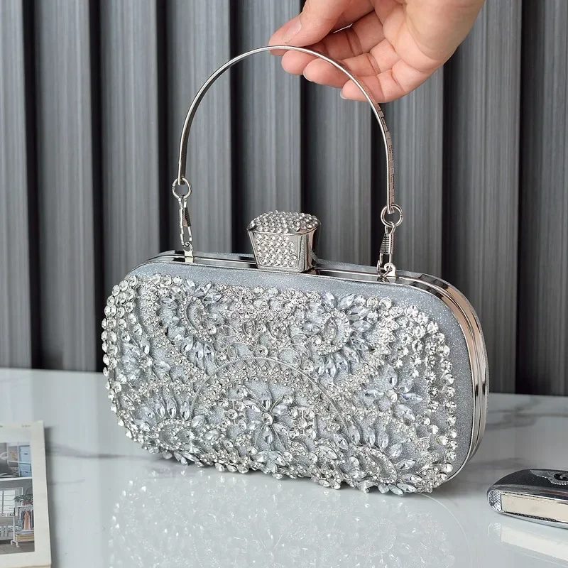 

Mini Silver Bag Women's Tendance 2023 Luxury Handbag Crystal Wedding Clutch Bags for Bride Diamond Mobile Phones Shoulder Purse