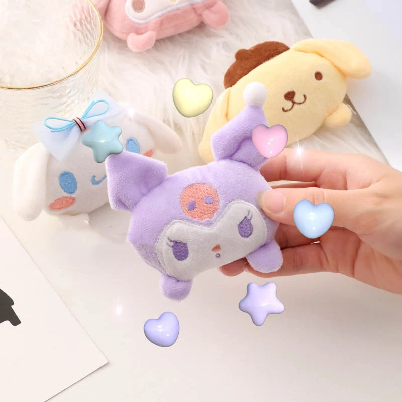 

1pcs Cute Sanrio Cartoon Doll Toys Plush Brooch Cute Shape Soft Badge Accessories Cartoon Bag Pin Backpacks Pendant