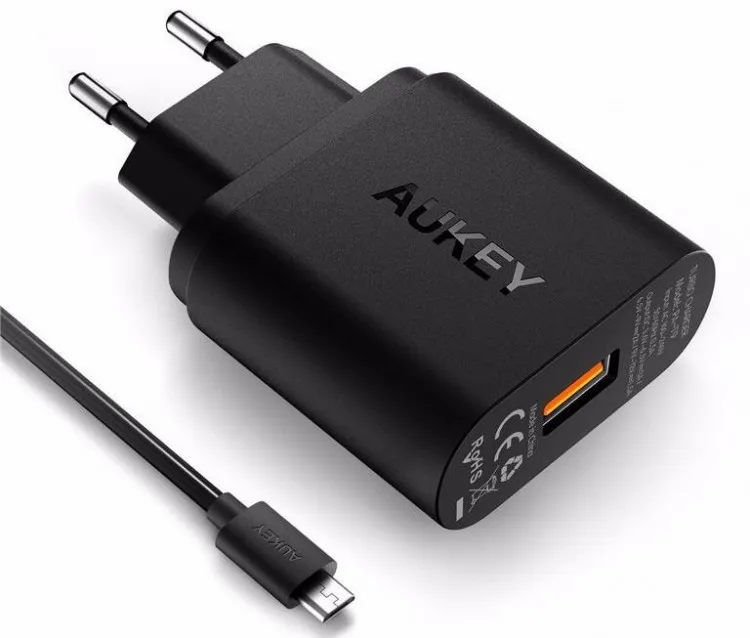 Battery Charger Aukey pa-t9 USB wall charger Quick Charge 3.0 color black (pa-t9) | Мобильные телефоны и аксессуары