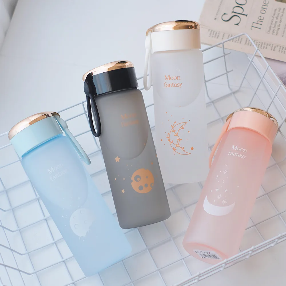 

Portable Frosted Gradient Plastic Mugs Moon Men And Women Handy Cup Simple Portable Students Space Water Bottle