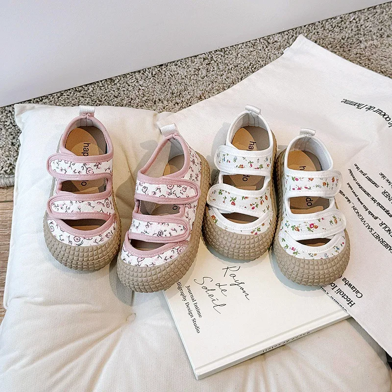 Демисезонные парусиновые туфли для девочек милые цветочные на плоской подошве