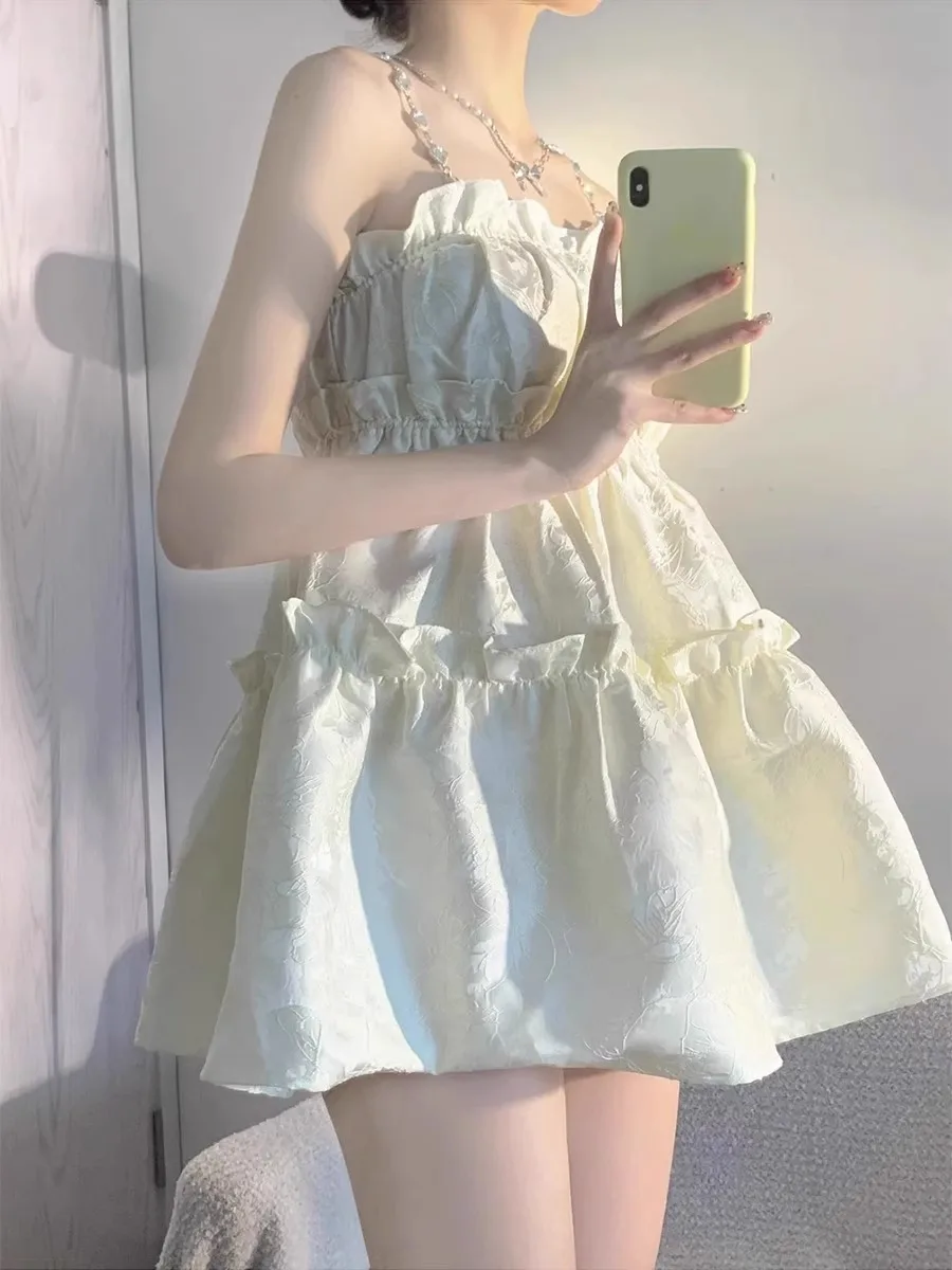 Летнее платье на бретельках с допамином для девочек летнее маленькое