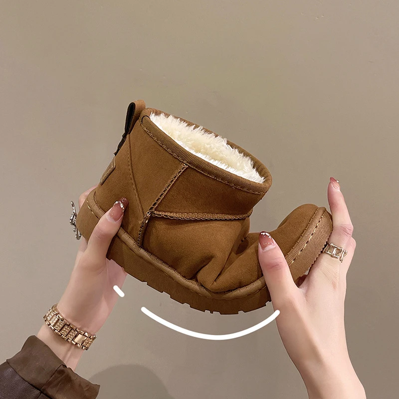 2022 Women's Snow Boot Style Autumn Winter Sheepskin Waterproof Wool Ankle Boots Velvet Lined Ankle Warm Flat Short Cotton Boots