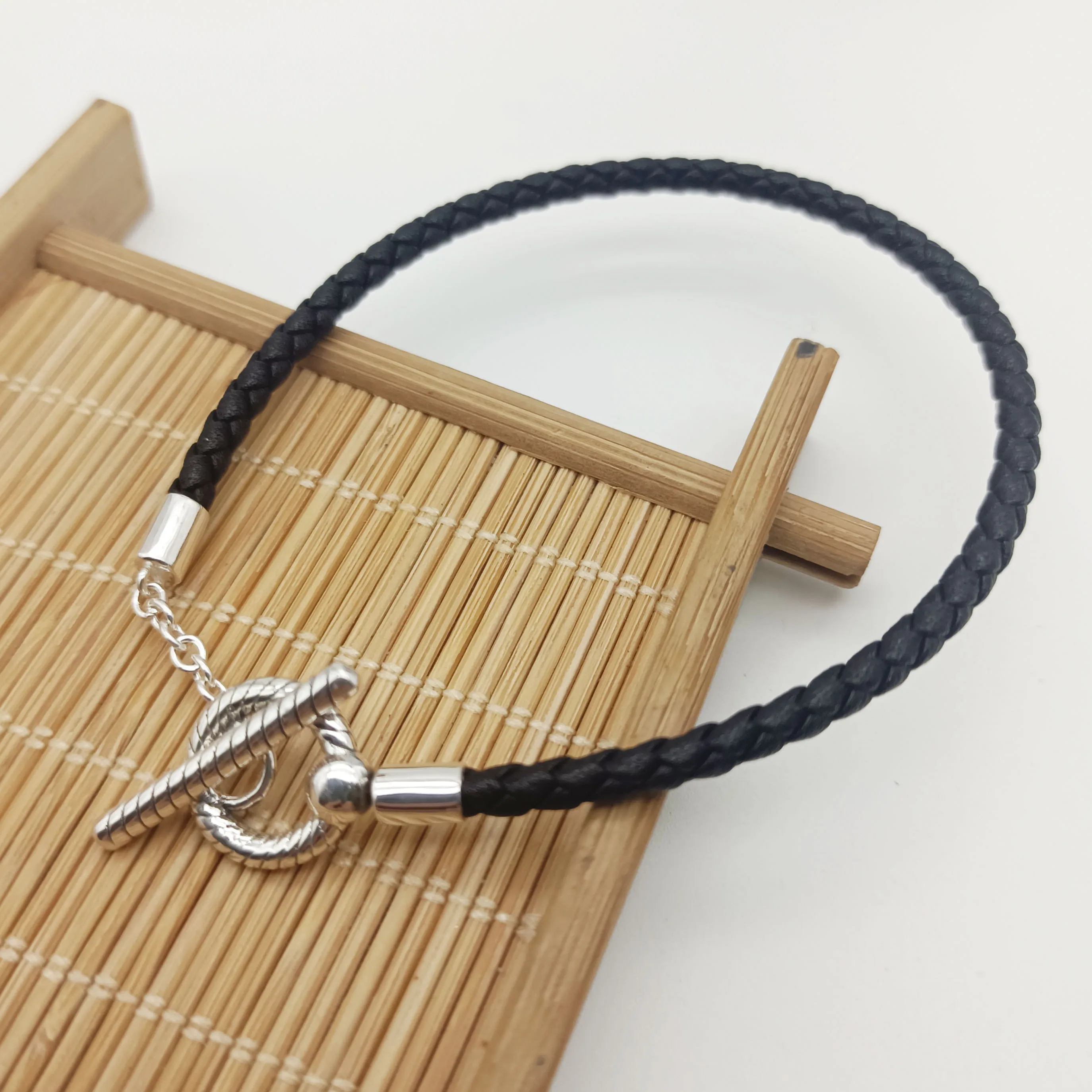 

High Quality Silver Jewelry Moments Braided Leather T-bar Bracelet Summer