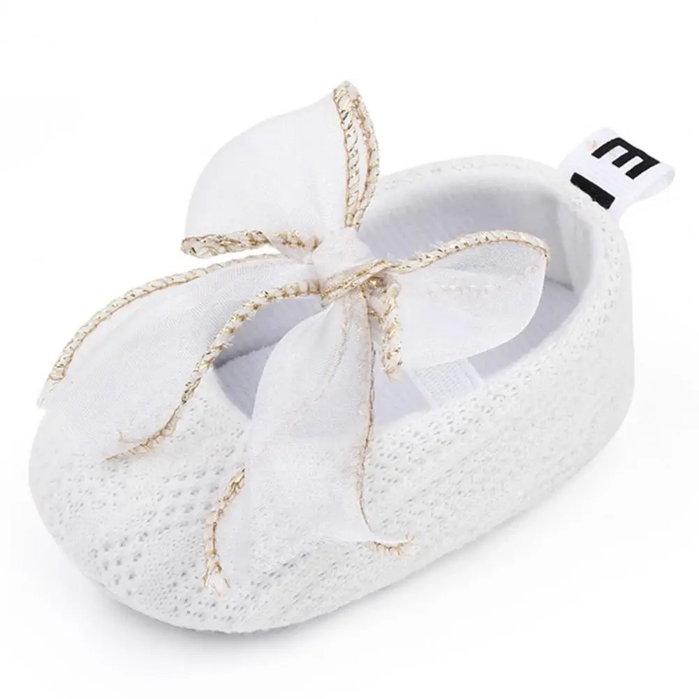 

Newborn Crib Shoes Charming Stylish Non-slip Flat Sole Baby Crib Shoes
