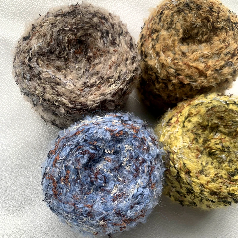 Градиентная цветная вязаная пряжа