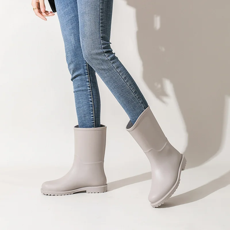 Women Solid Color Mid-Calf Rain Boots Outdoor Non-slip Waterproof Work Shoes Female Platform PVC Water Boots