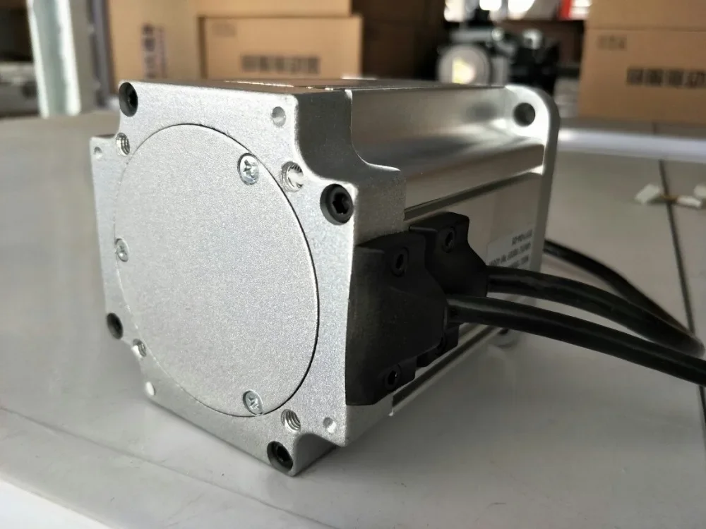 48 В BLDC 80 мм бесщеточный двигатель постоянного тока Фланец Длина корпуса 110 500 Вт 4500