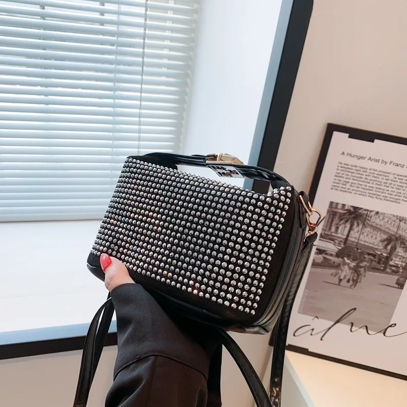 

Handle Rhinestones Evening Clutch Bag Silver Shiny Purses and Handbag Luxury Designer Beauty Diamond Shoulder Bag Banquet Bag