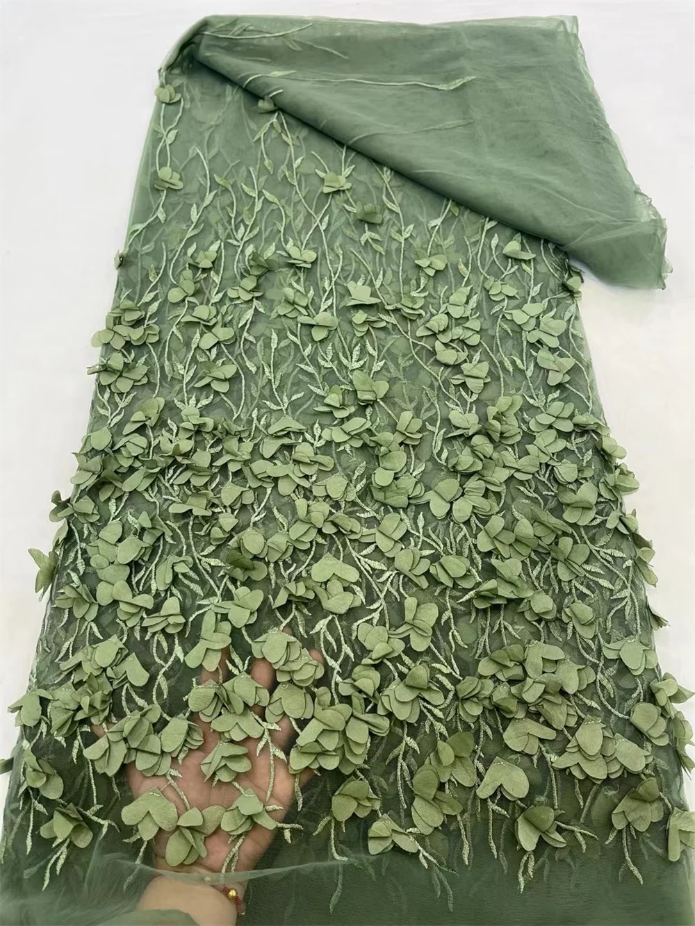 Зеленая кружевная ткань с 3D бусинами 2024 Высококачественная сетчатая вышивка