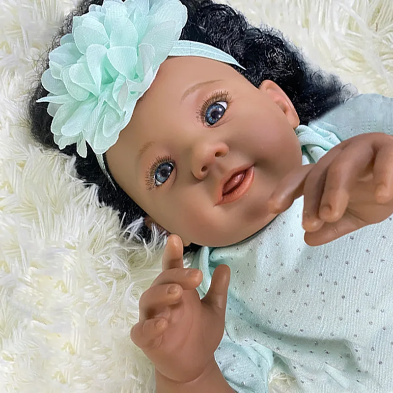 

22" 55cm Realistic Lifelike Bonecas Girl Menina De Black Skin Simulation Baby Abigail Smiling Silicone Vinyl Doll Reborn Doll