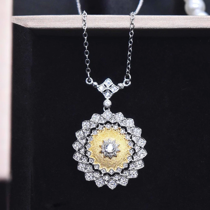 Vintage Flower Edge Pendant Necklace Inlay Shine Small Zircon Classic Two-Tone Geometry Jewelry For Women Wedding Engagement Gif