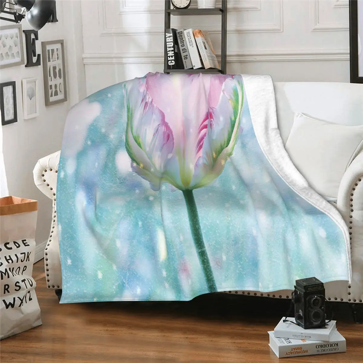 Цветочные украшения для декора Floral Decor "Попугайный тюльпан с снежинками" цифровая печать розового, фиолетового и белого цветов на покрывало для кондиционера размером 80"x60".