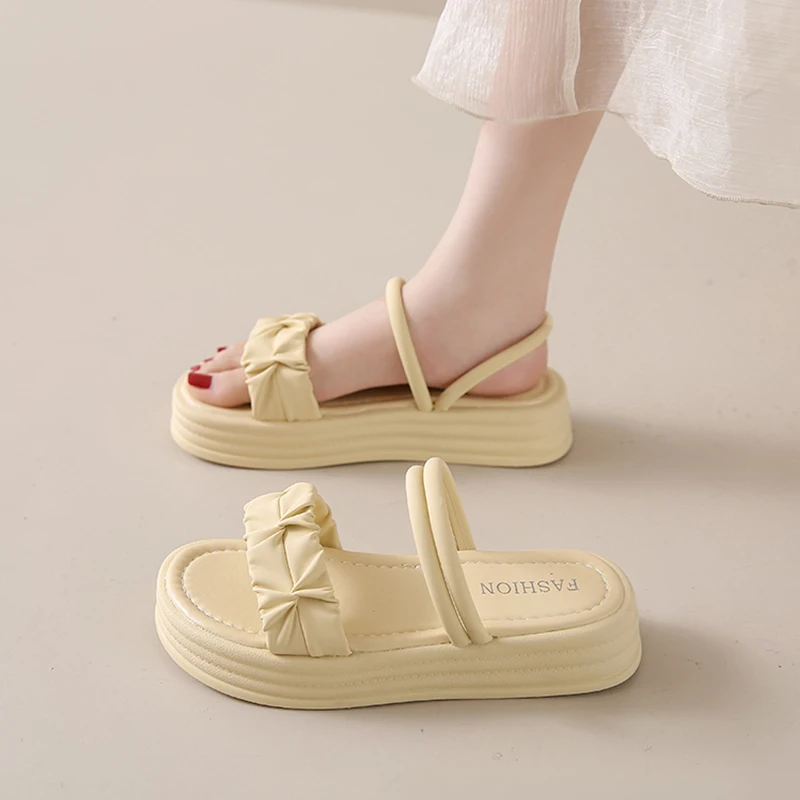 

Женские шлепанцы, уличные Роскошные шлепанцы на средней платформе, модель 2023 года, летние резиновые римские базовые скандалы из искусственной кожи