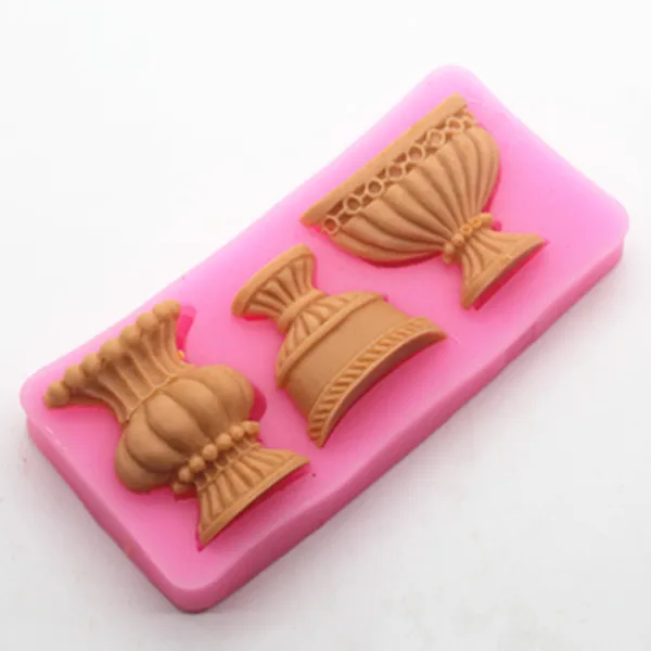 

P210 Three-hole vase cake decorative mold sugar mold plaster aromatherapy mold