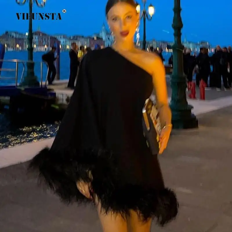 

Autumn Winter Ladies Party Loose Backless Dress Women Elegant Club Dress Mujer Sexy One Shoulder Sleeve Feather Hem Cloak Dress