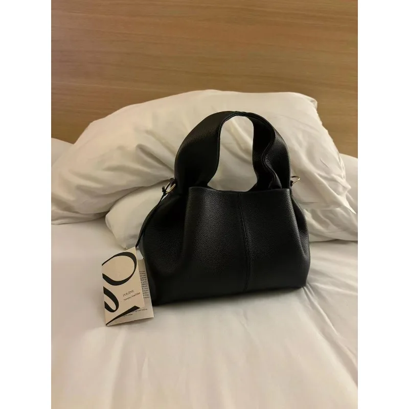 Женская сумочка в маленьком стиле Большая вместительная сумка через плечо