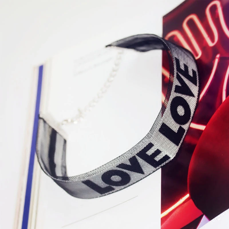 

Простое универсальное ожерелье YINGACC в европейском и американском стиле с надписью LOVE