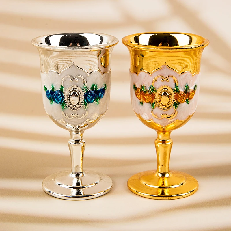 30ml Metal Wine Glasses Retro Wine Cup Goblet Vintage European Style Champagne Cocktail Glasses Bar Home Decor Drinkware