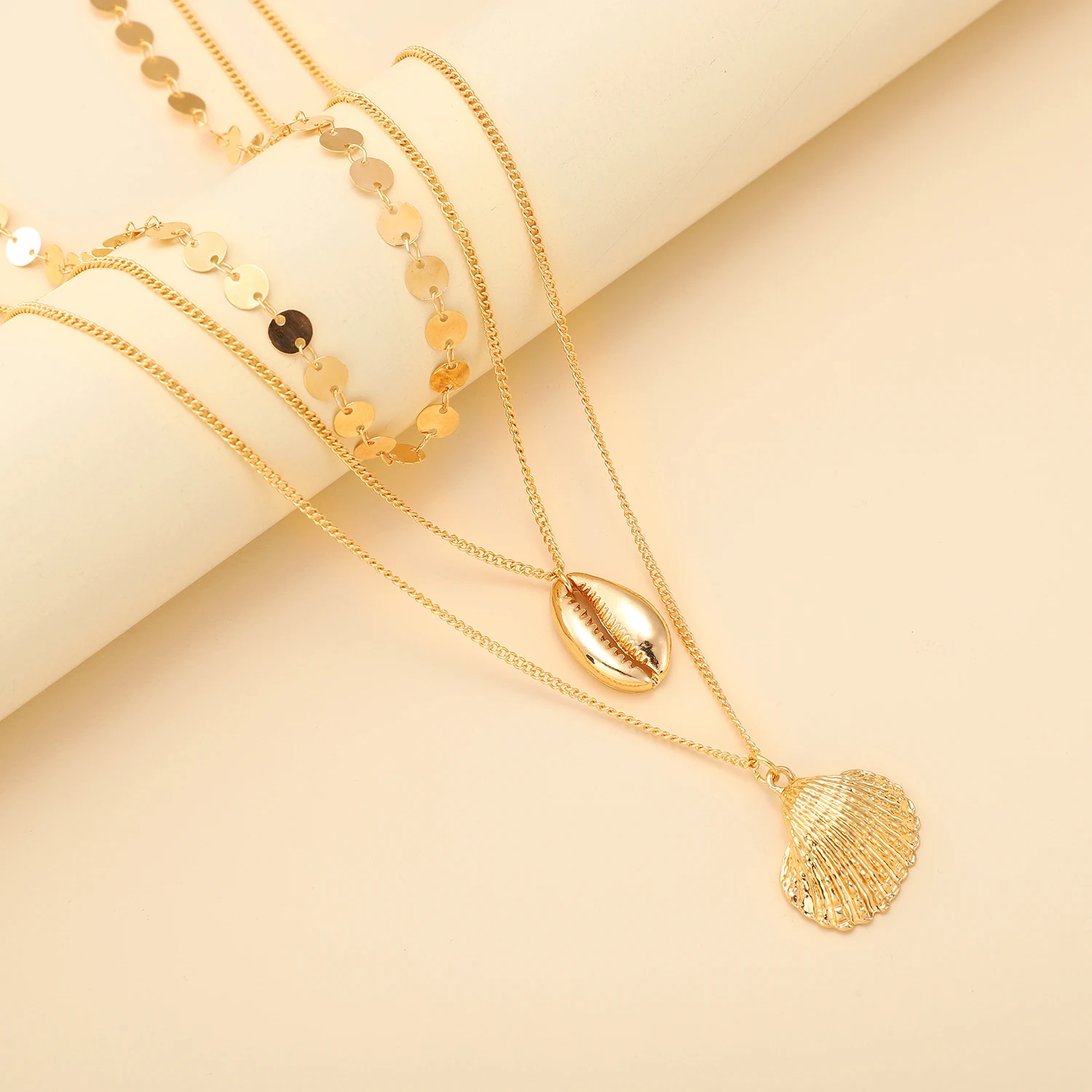 Модное ожерелье подвеска из ракушек Золотая цепочка чокер Лидер продаж