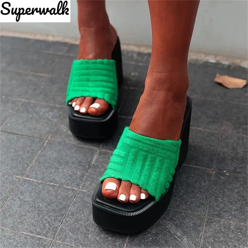 

Шлепанцы женские на платформе, квадратный носок, танкетка, высокий каблук, толстая подошва, летние тапочки, 2022