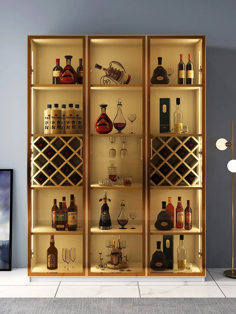 Рисунок 3 - Три двери с шкафом без огней