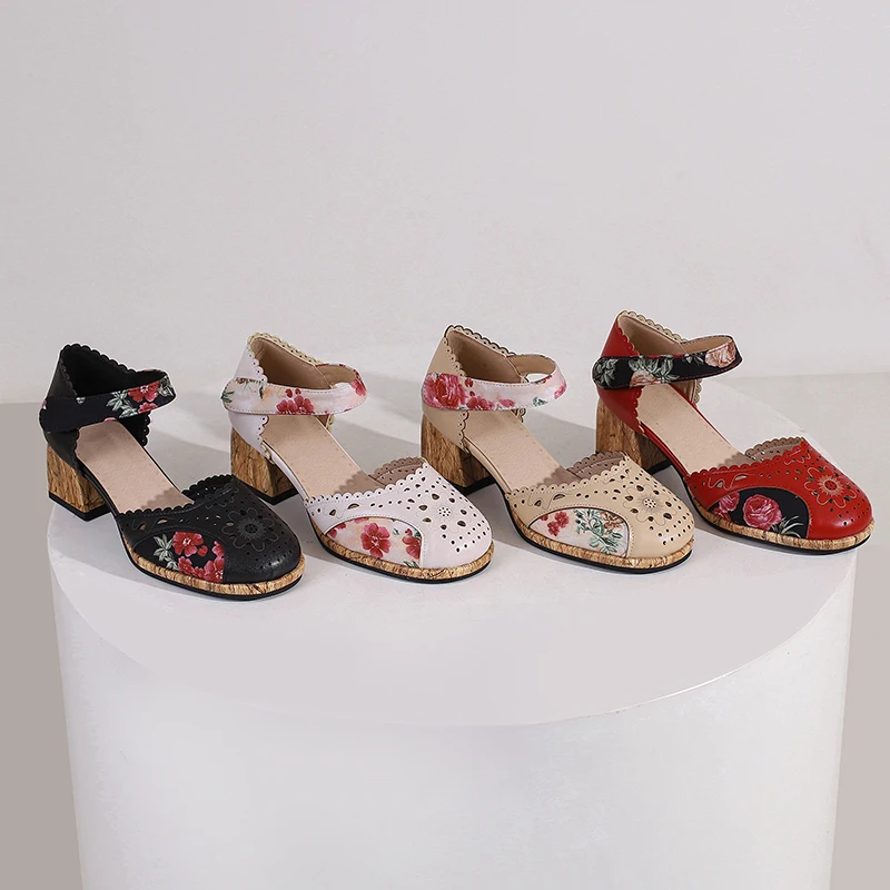 Women Chinese Vintage Sandals Lady Flower Printed Hollowed-out Design Shoes Comfortable Breathable Anti-slip Wear-resistant Sole