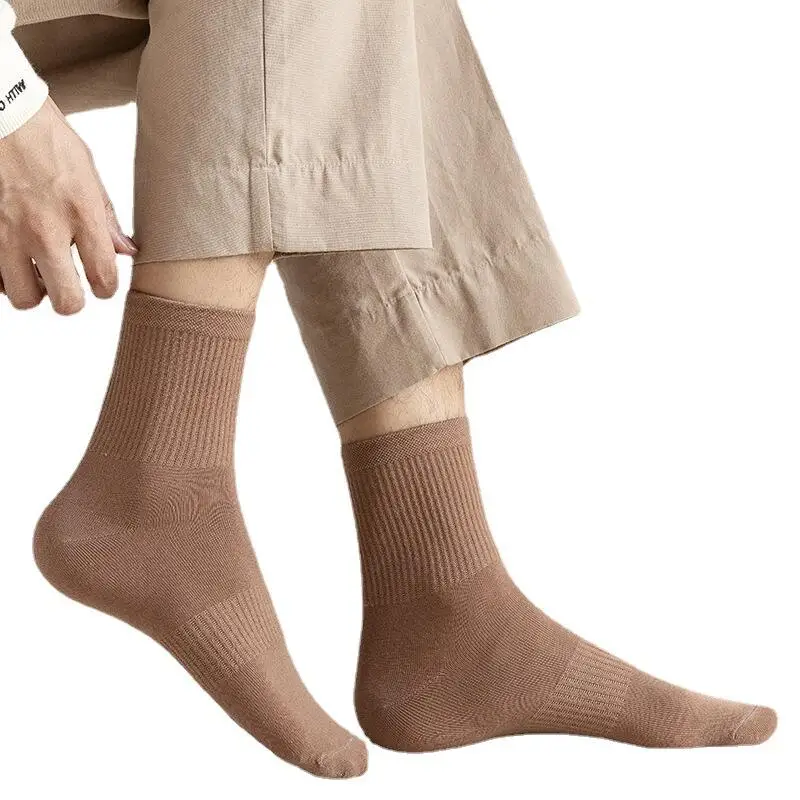 

5pairs Autumn and winter new products simple solid color cotton waist socks men's tube men's cotton socks Men's Socks