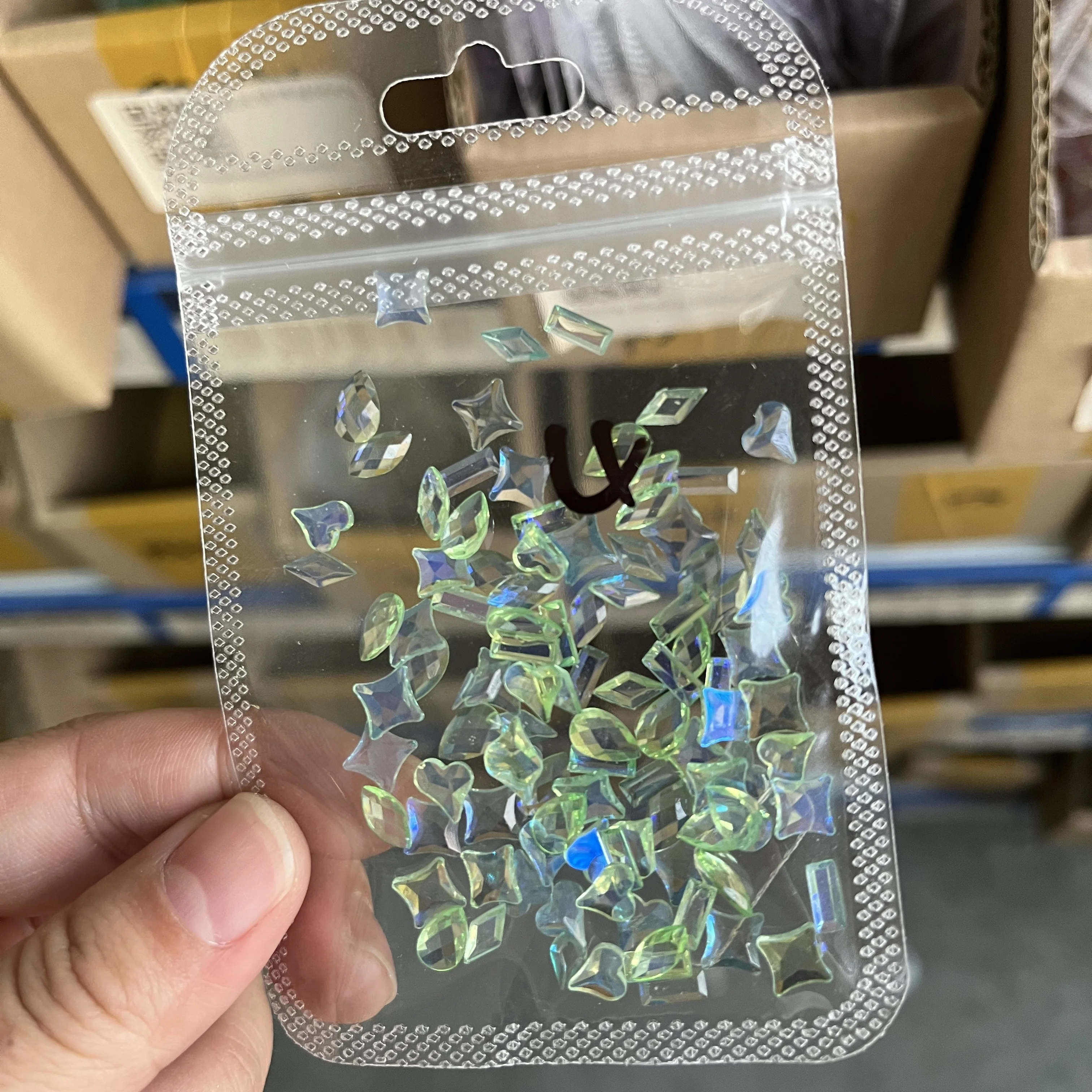 

100pcs Aurora Mixed Diamond Rhinestones Nail Gems Mix Crystal Nail Decorations Resin Transparent Flatback Gem Manicure Charms