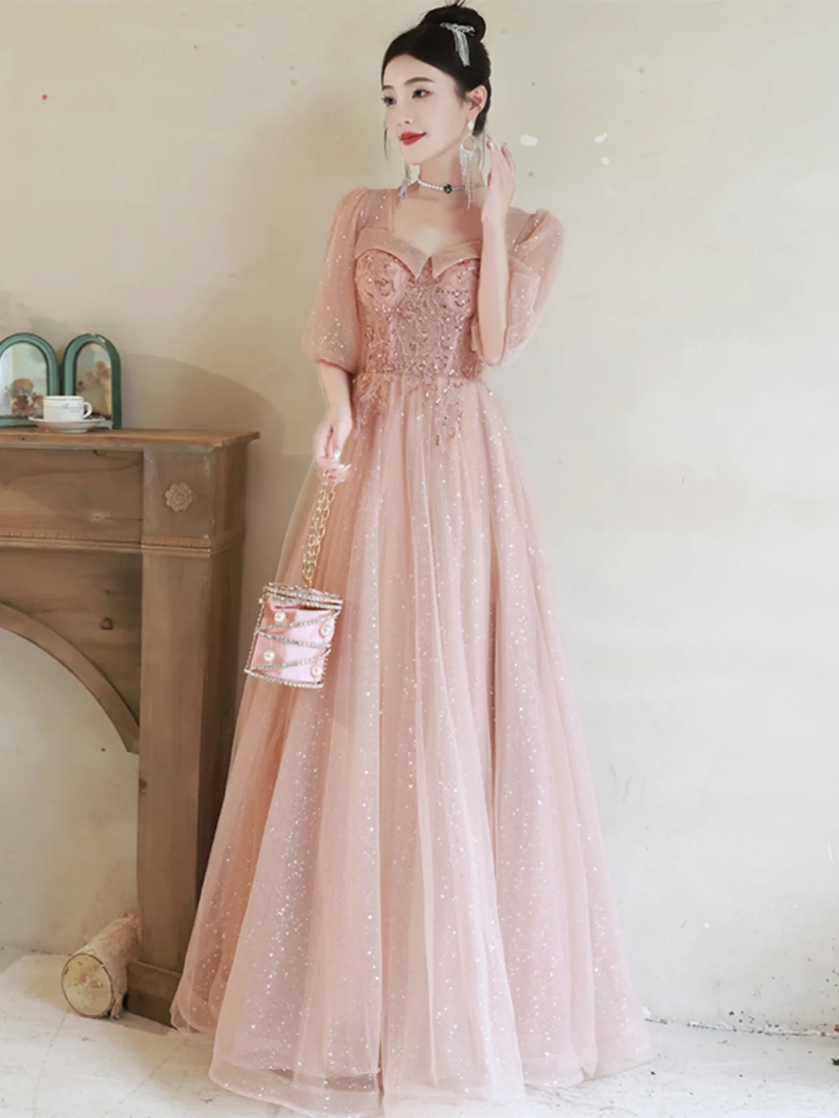 Женское вечернее платье, элегантное облегающее платье с V-образным вырезом, роскошное платье для выпускного вечера Женское вечернее платье, элегантное облегающее платье с V-образным вырезом, роскошное платье для выпускного вечера