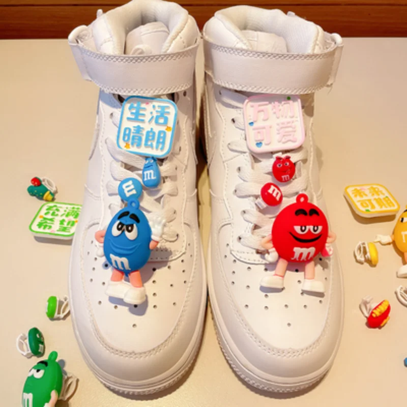 

Cute M Bean Canvas Shoe Decorations Trend All-match DIY Sneaker Charms Designer Fashion Quality Shoe Accessories Lovely Hot Sale