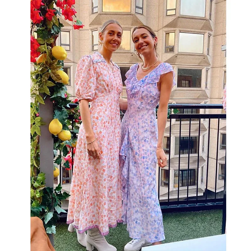 

Шелковое длинное летнее платье для девочек из вискозы с розовым принтом ракушек