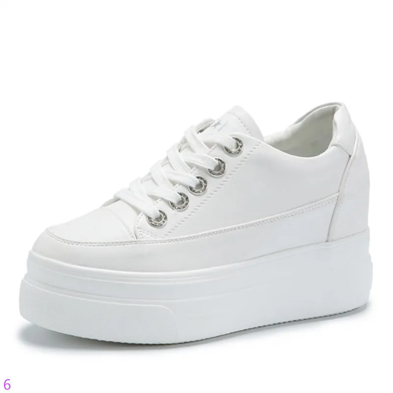 

Кроссовки Vrouwen Nieuwe Casual Schoenen Vrouw Herfst Comfortabel ademademademend Witte Schoen Hakken толемененде на платформе Femme