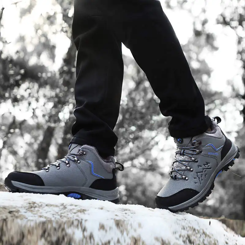 

Gold Running Shoes Men Luxury Brand High Quality Fashionable Sports Shoes Big Sizes Children's Sneakers Bot Basket Sport Tennis