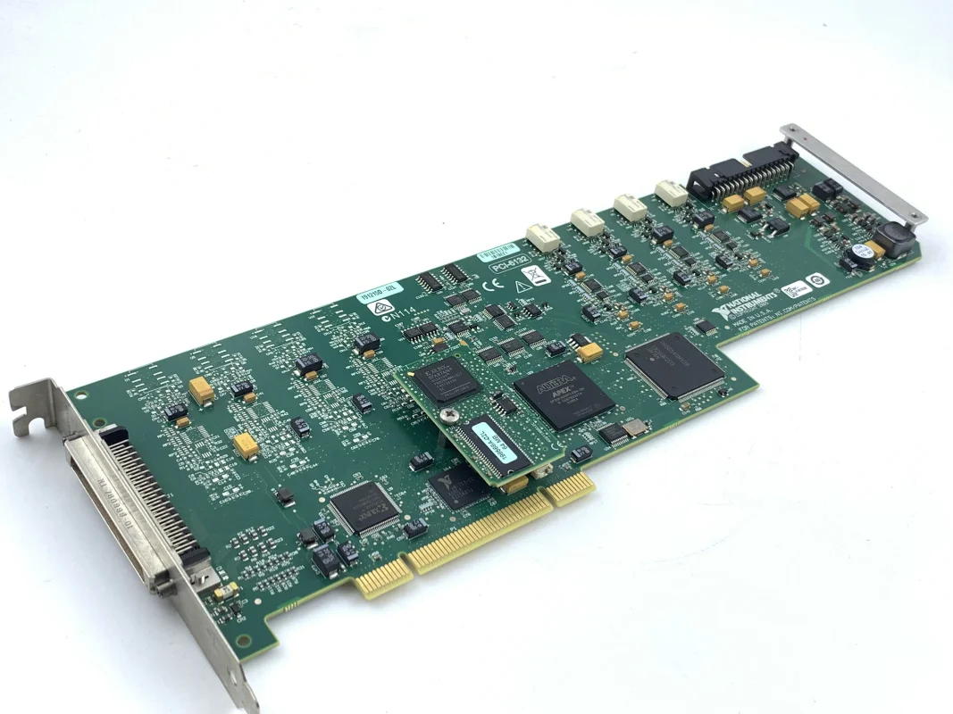 Фото Карта NI DAQ National Instruments PCI-6132, 4-канальный 14-битный аналоговый вход с одновременной записью, НОВИНКА №3