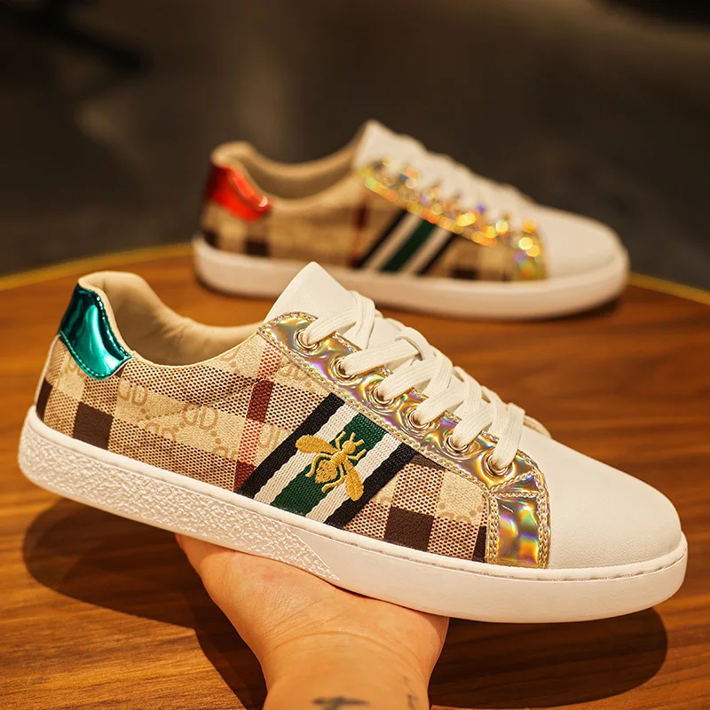 Ozhouzhan/2024 новая молодежная обувь для доски с пчелой летние дышащие туфли Dir