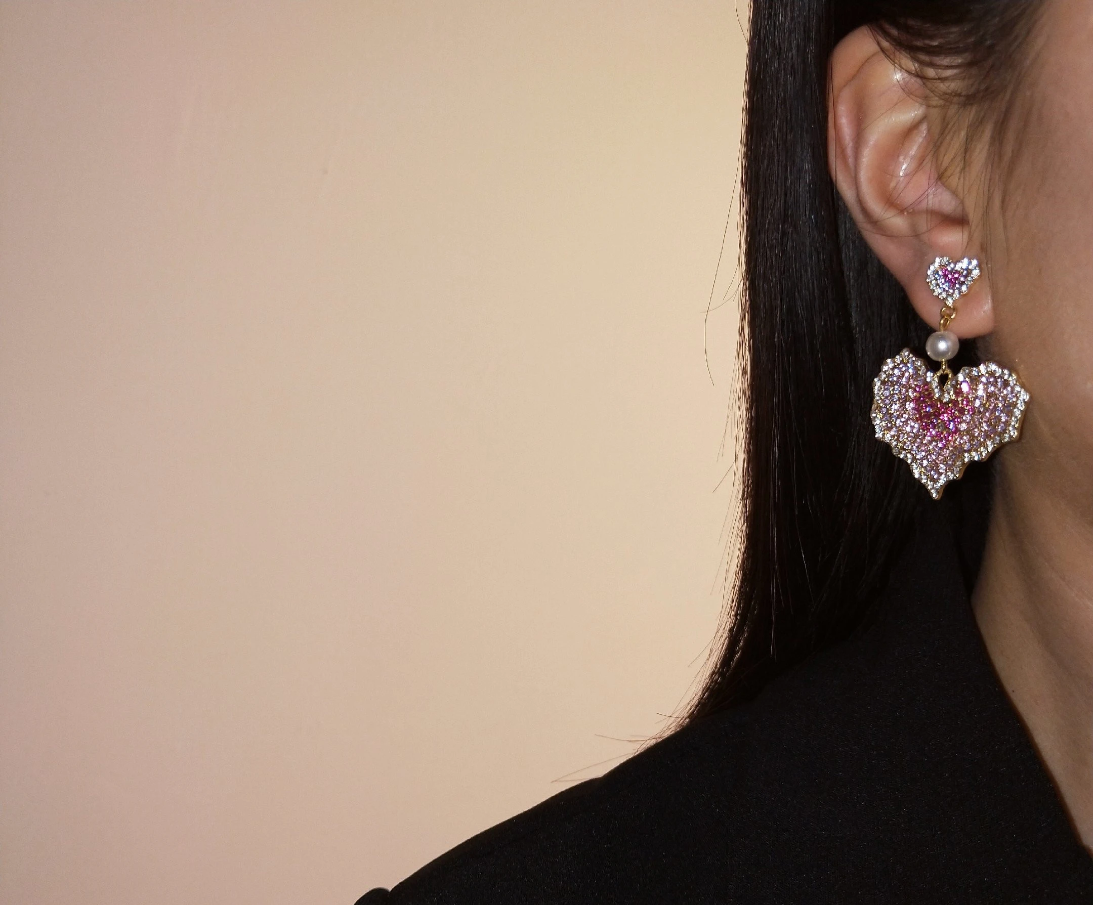 

Affordable Luxury Fashion Elegantquality Heavy Micro Inlaid Zirconium Ornament 925 Silver Needle Popular Ornament