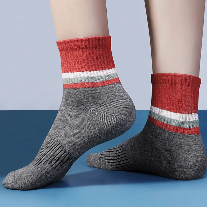

Men Combed Cotton Ankle Socks Cotton Sports Antibacterial Professional Deodorant Men's Socks Combed Autumn And Winter Socks