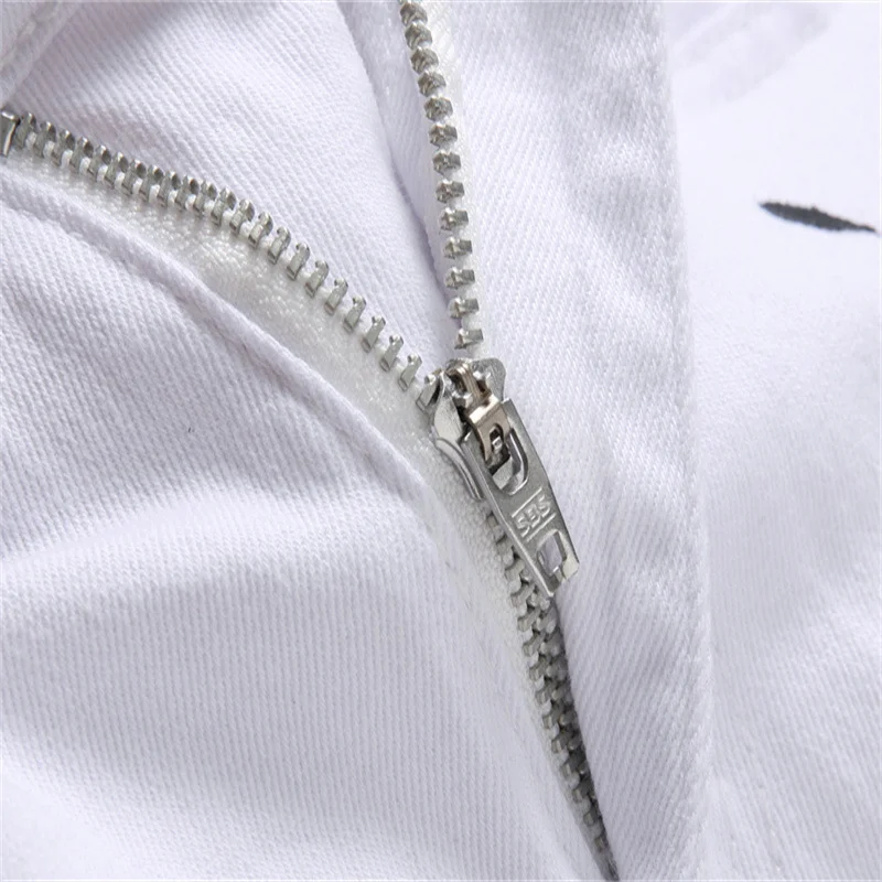 2022 Summer Straight Hole Destruction Black Distressed Jeans Mens Clothing Designer Brand Pants Male Large Size Denim Trousers