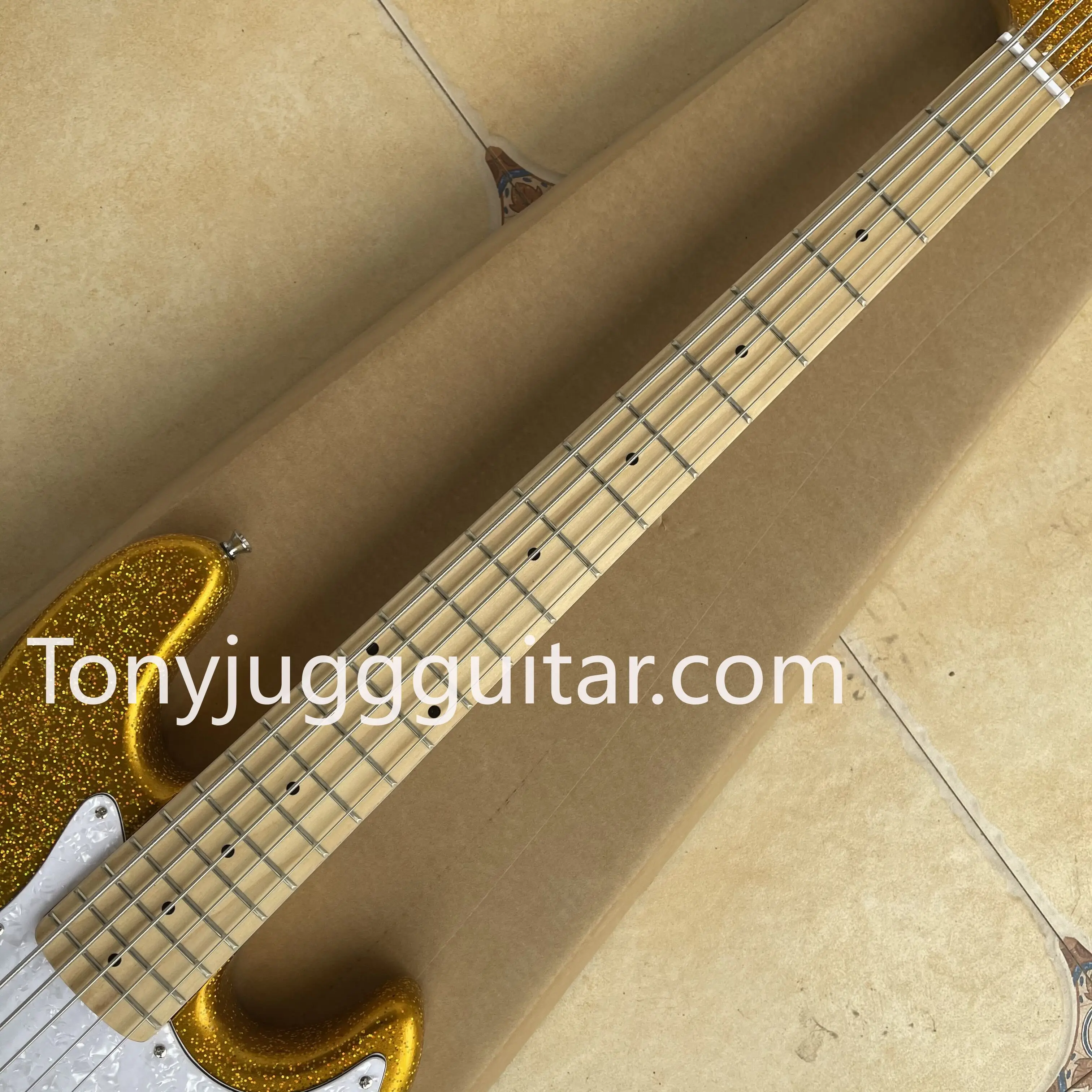 Custom shop 1960 электрическая бас-гитара Swing Jazz 4 String Gold Sparkle |