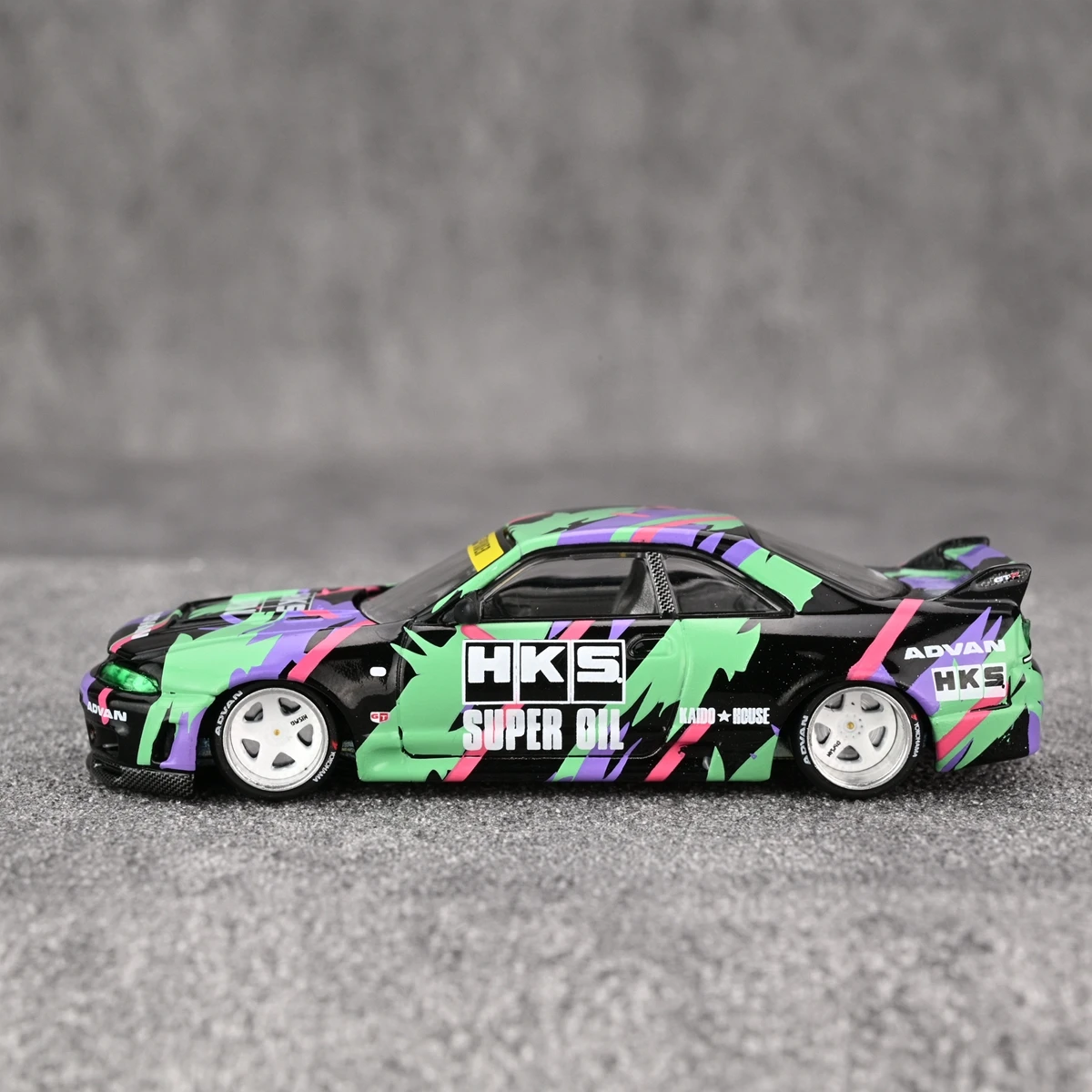 Kaido MINIGT 1:64 R33 Skyline HKS V1 моделирование ограниченная серия сплав металла статическая