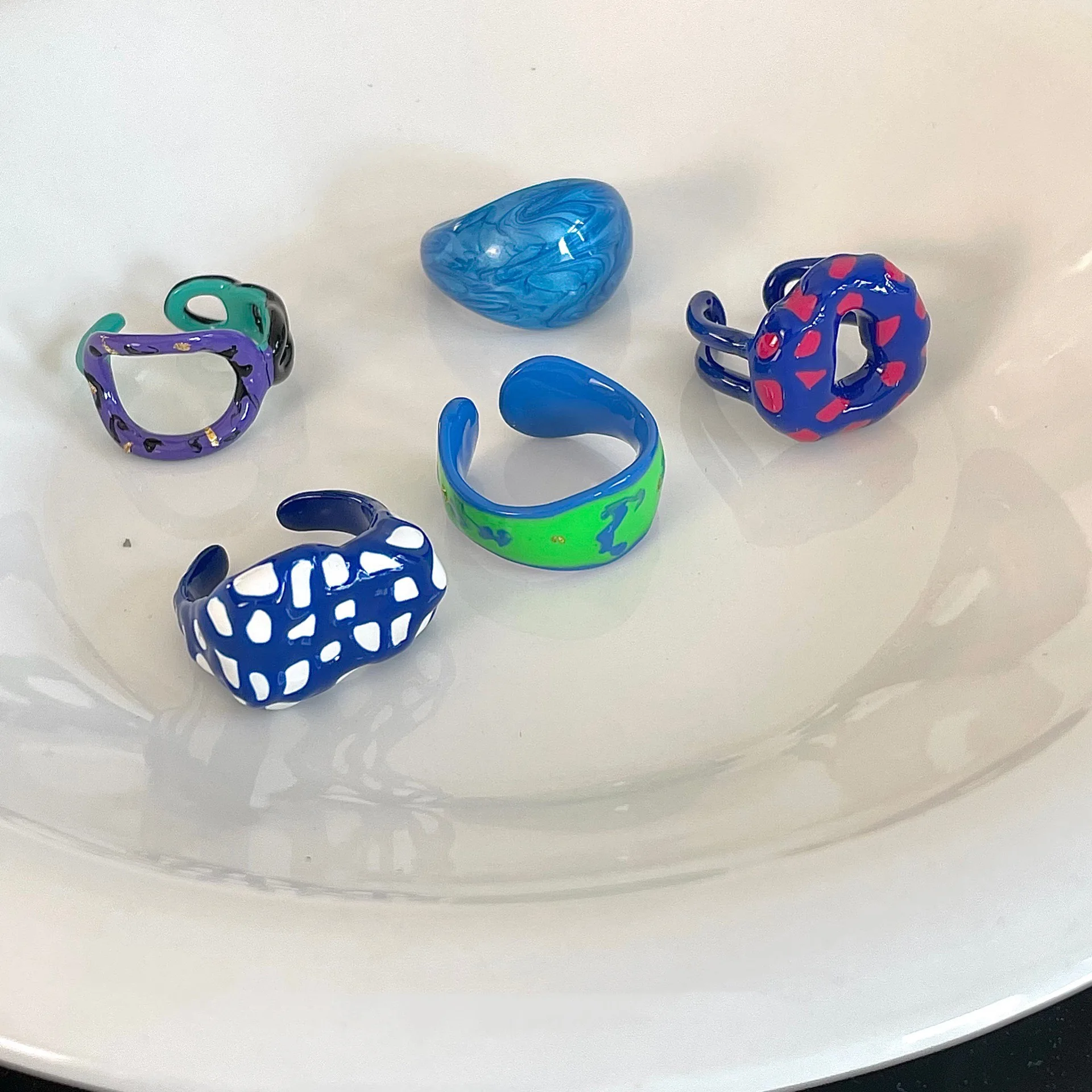 Геометрическое кольцо с неровными краями